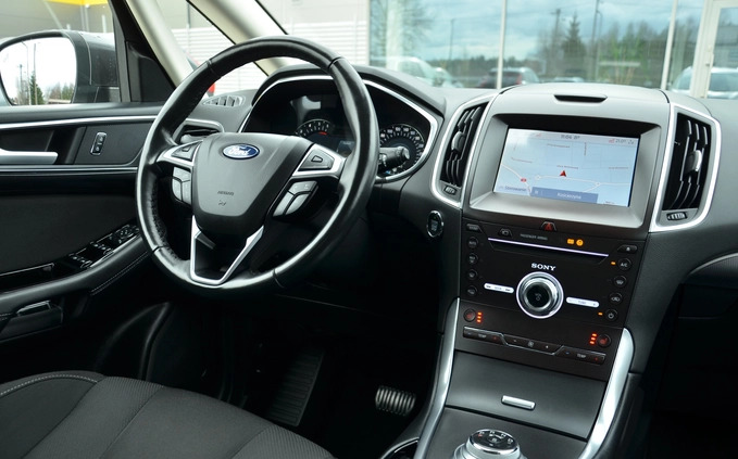 Ford S-Max cena 99889 przebieg: 142000, rok produkcji 2020 z Kozienice małe 436